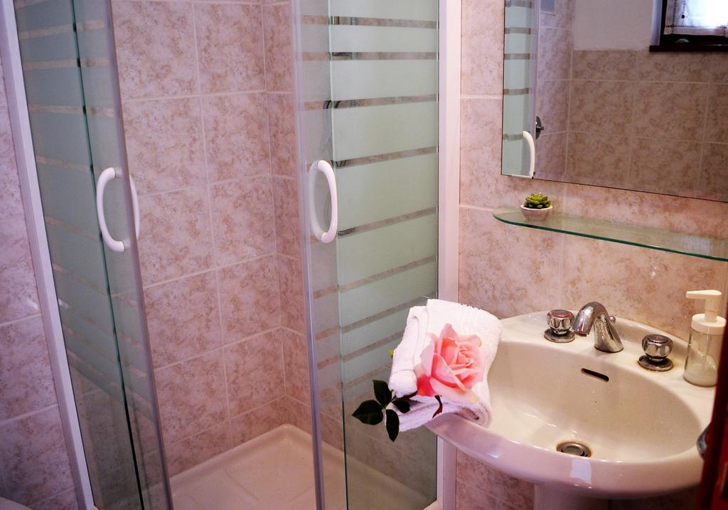 House Grecale Apartman Moneglia Szoba fotó